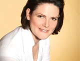 Dr. Irene Bennecke Dr. Irene Bennecke