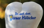 Dr. med. dent. Werner Hölscher ( Großer Hirschgraben 28 )