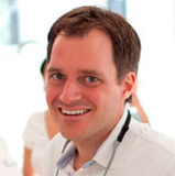 Dr.  Dirk Steinmann