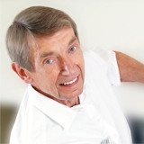 Dr.  Dirk Velten